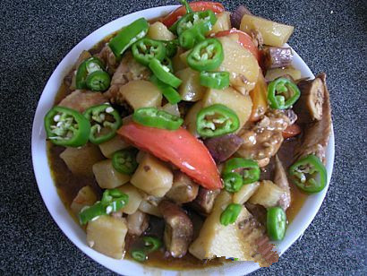 土豆烧鸡腿 