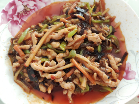 鱼香肉丝成品