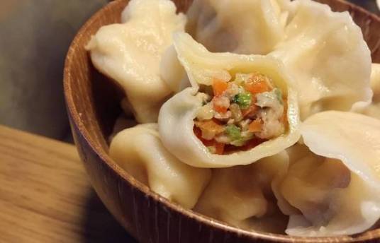 胡萝卜猪肉饺