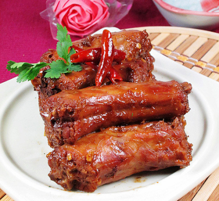 麻辣鸭脖