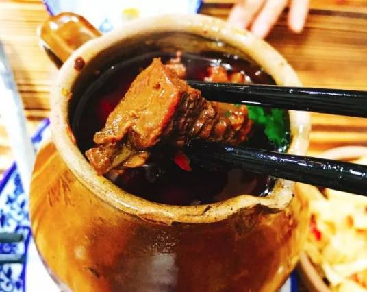 瓦罐牛肉