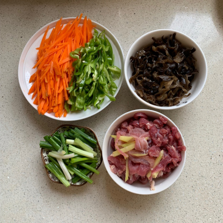 鱼香肉丝制作步骤