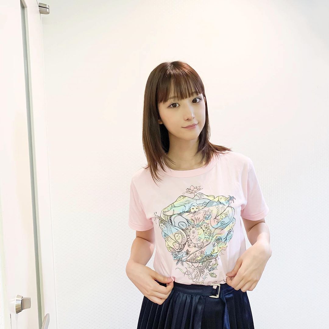 山崎亚美的图片