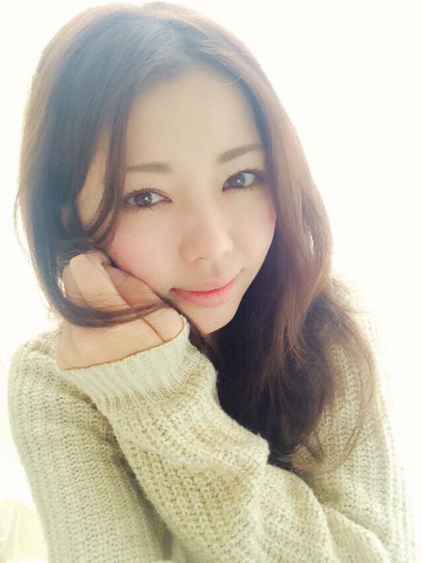 黑木桃子的图片