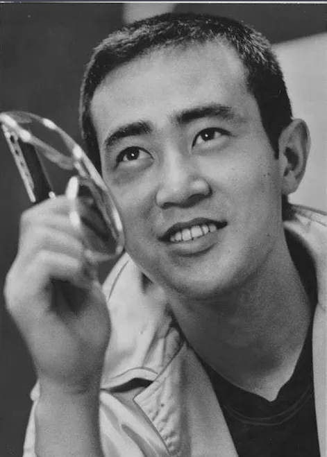 渡濑恒彦的图片