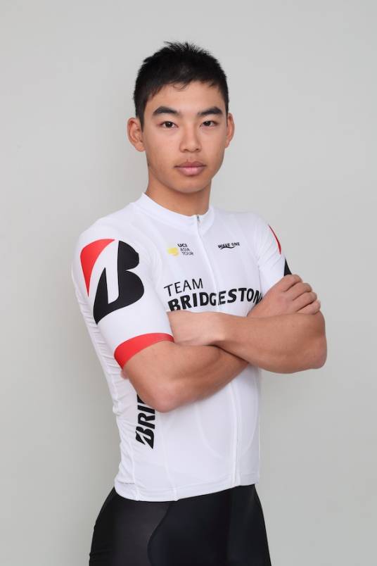 今村骏介
