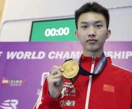 2022年杜林澍射击(步手枪)世锦赛连夺三金