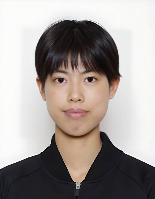广中璃梨佳