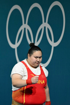 中国选手李雯雯比赛中