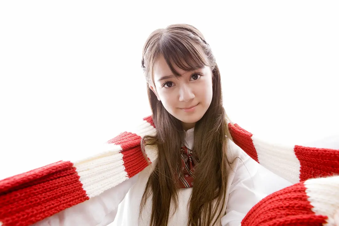 奥真奈美