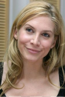 Elizabeth Mitchell 5
