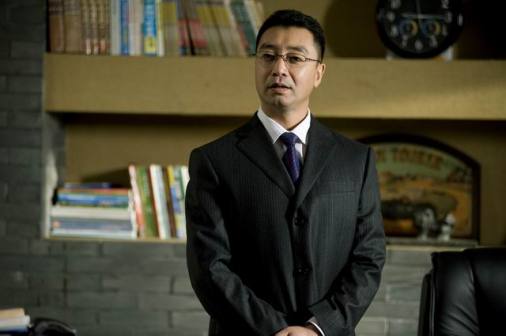 美丽鲜花在开放剧照